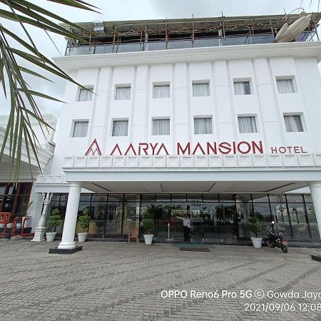 Hotel Aarya Mansion Vaccinated Staff Hassan Esterno foto